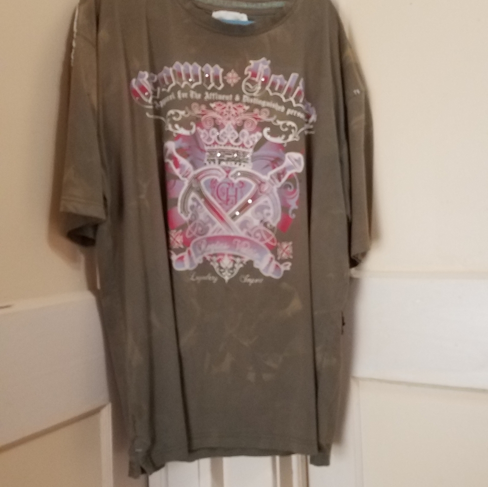 Crown Holder Reqious Vestio Tee Shirt